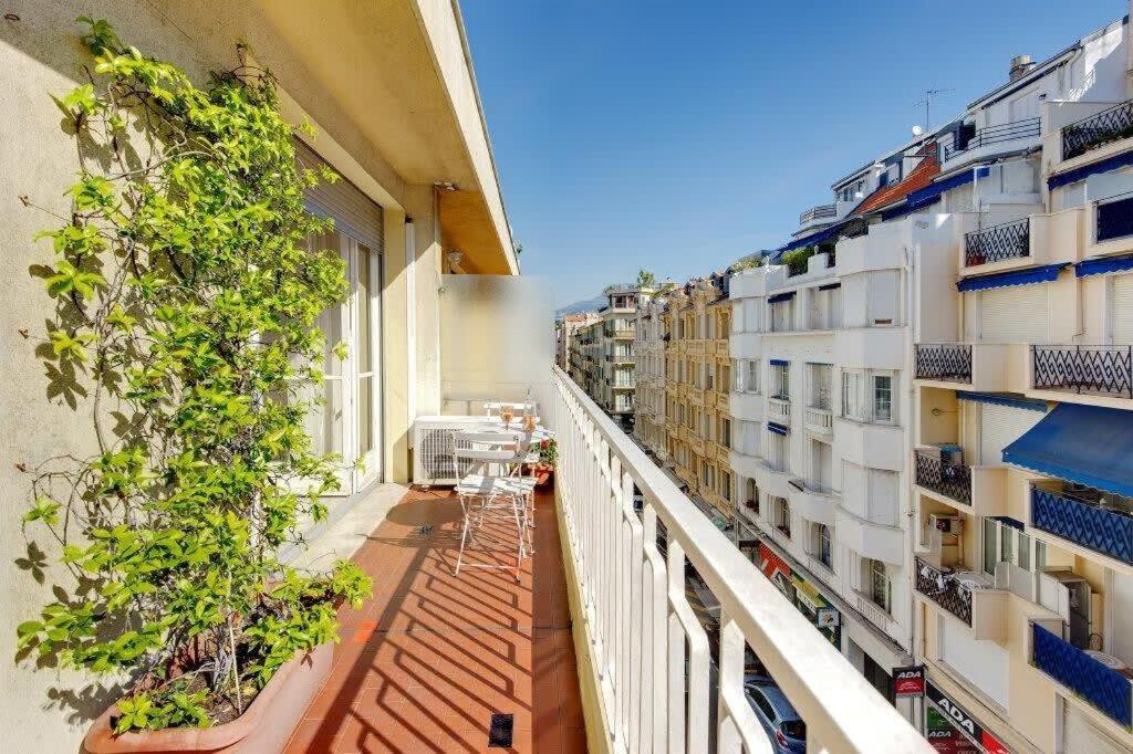 Jasmine Apartment